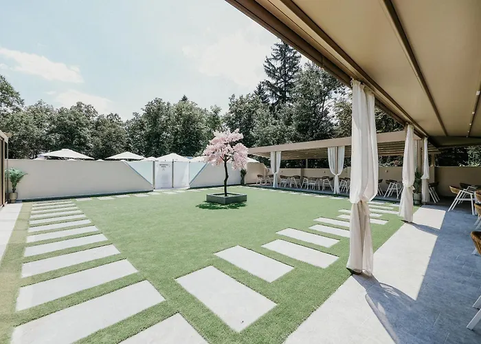 Hotel Park Service Perfected